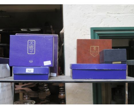 PARCEL OF BOXED EDINBURGH CRYSTAL AND CAITHNESS PAPERWEIGHT