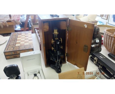 A Bausch &amp; Lomb microscope patent January 5th 1915 in original carry case 