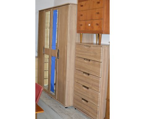 PAIR OF MODERN DOUBLE MIRRORED DOOR WARDROBES WITH MATCHING 5 DRAWER CHEST    