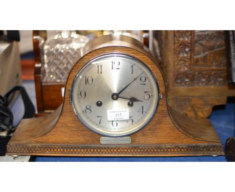 OAK STRIKING MANTLE CLOCK    