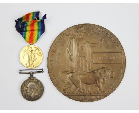 A World War I pair and death plaque to 3876 Pte F. Sykes Ches. R, comprising BWM, VM and death penny named for Fred Sykes (3)