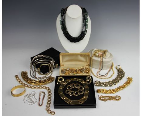 A collection of assorted costume jewellery, to include; assorted lockets and chains, chunky gold coloured necklaces, a large 