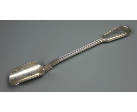 A Victorian silver stilton scoop, Francis Higgins III, London 1896, with thread pattern handle and engraved crest terminal, 2