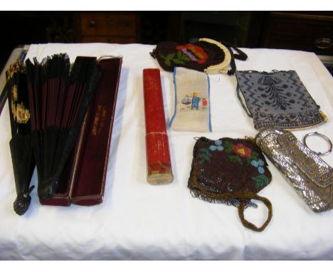 Collectable vintage fans, ladies evening bags CONDITION REPORT Our team of trusted experts are on hand to help and always end
