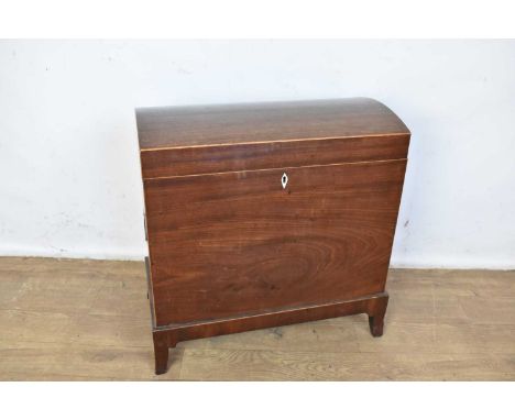 Regency mahogany and boxwood lined wine cooler, of domed form, with flush brass drop carrying handles, on bracket feet, 53cm 