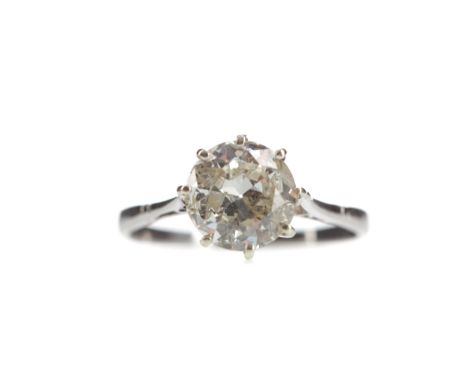 DIAMOND SOLITAIRE RING, set with an Old European cut diamond of approximately 1.80 carats, unmarked, size L, 1.9g