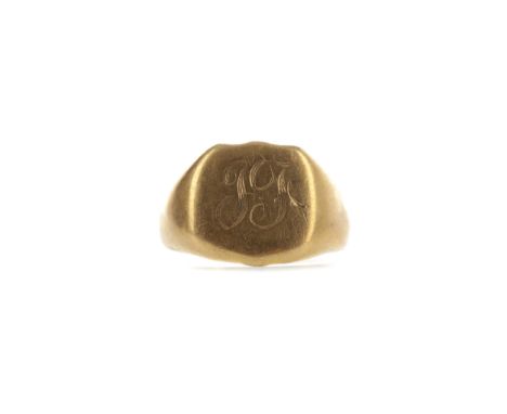 CONTINENTAL GOLD SIGNET RING, engraved with initials, indistinctly marked, size K 1/2, 7.6g