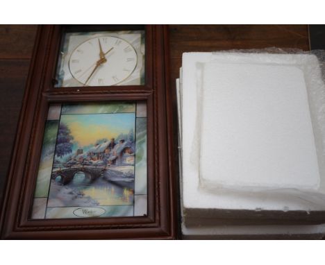 Mantle clock with interchangeable 4 seasons plates 