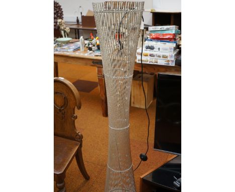 Modern floor lamp