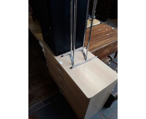 A MODERN LIGHT WOOD EFFECT CHEST OF DRAWERS AND A SHOE RACK