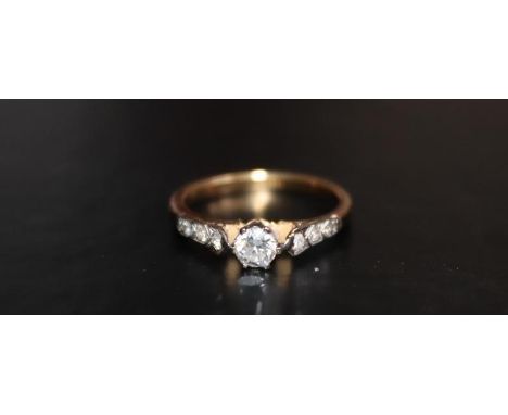 18ct Gold Diamond Ring, Set With A Round Brilliant Cut Diamond, Diamond Set Shoulders, Clean Bright Stone, Estimated Diamond 