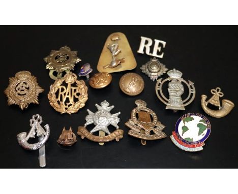 Military Interest, Collection Of Cap Badges & Buttons To Include Army Ordnance, Notts & Derby, RAF Etc. 