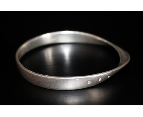 Modernist Designer Silver Slave Bangle Set With 3 Small Round Cut Diamonds, Stamped HDIA VD925, Weight 34g 