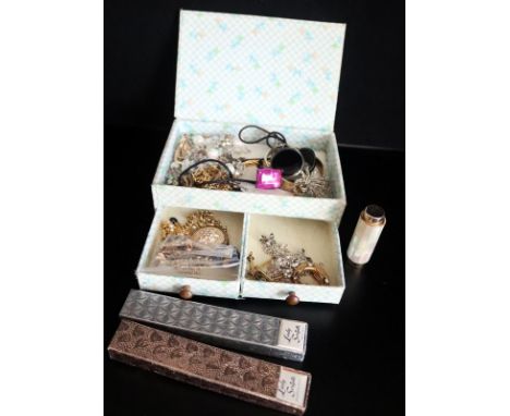 Mixed Lot To Include Lady Scripto Boxed Propelling Pencil And Ballpoint Pen, A Mother Of Pearl Scent Bottle And A Jewellery B