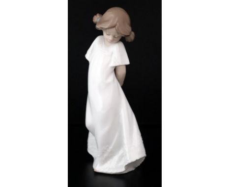 Lladro Nao Porcelain Figure So Shy 01109, Complete With Box