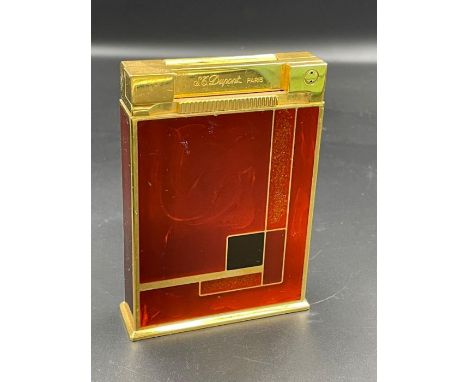 A Vintage S T Dupont Laque De Chine table lighter