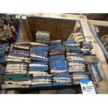 APPROX. 1700 LINEAR FEET OF BASEBOARD AND CASE MOLDING