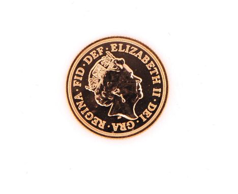 YEAR : 2016MONARCH : Queen Elizabeth IICOMPOSITION : 22 ct / .9167 AuWEIGHT : 7.98g
OBVERSE : Queen Elizabeth II 5th Portrait