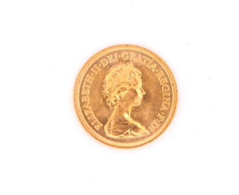 YEAR : 1981MONARCH : Queen Elizabeth IICOMPOSITION : 22 ct / .9167 AuWEIGHT : 7.98g
OBVERSE : Queen Elizabeth II 2nd Portrait