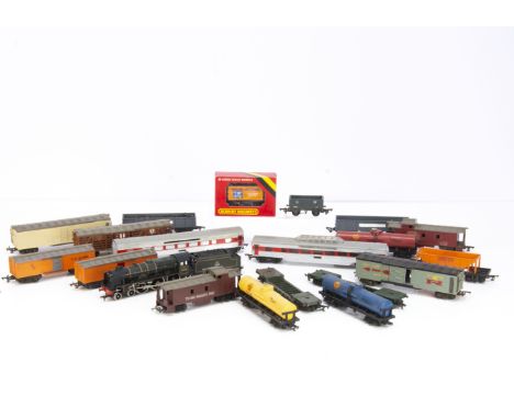Tri-ang 00 Gauge Transcontinental Rolling Stock and Airfix Royal Scot Locomotive, including red, yellow and blue bogie Tank w