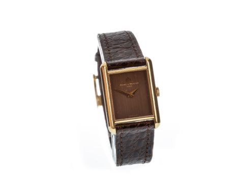 LADY'S BAUME &amp; MERICER EIGHTEEN CARAT GOLD MANUAL WIND WRIST WATCH, the signed rectangular brown dial lacking numerals, w