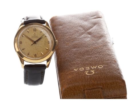 GENTLEMAN'S OMEGA CHRONOMETRE EIGHTEEN CARAT GOLD MANUAL WIND WRIST WATCH, signed Omega movement, the round dial with applied