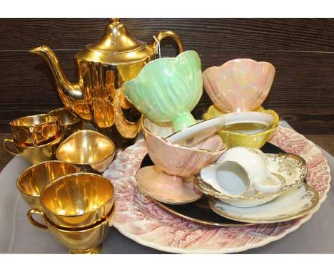 COLLECTION OF MIXED CERAMICS
together with a set of Beswick lustre dessert pedestal bowls, 8cm high; together with a gilt tea