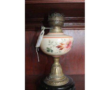 VICTORIAN OIL LAMP, VINTAGE UNDERWOOD TYPEWRITER AND BRASS TOASTING FORKS