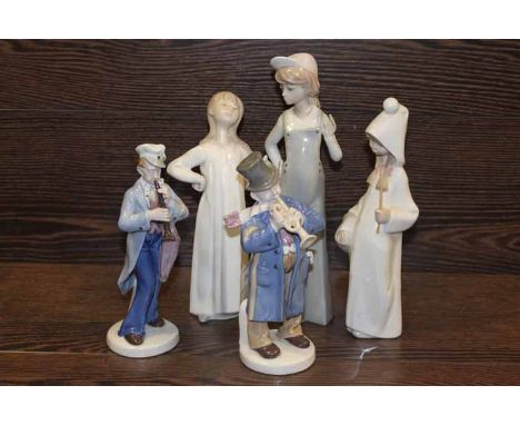 LOT OF CERAMIC FIGURES 
including Lladro