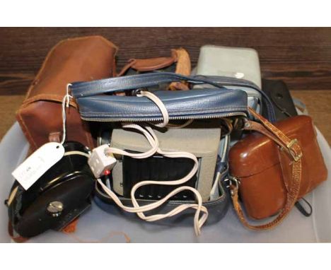 SELECTION OF VINTAGE CAMERAS
including many known examples
