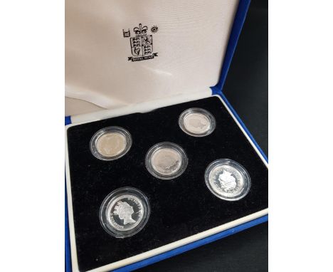 SET OF 5 SILVER £1 COINS CASED 