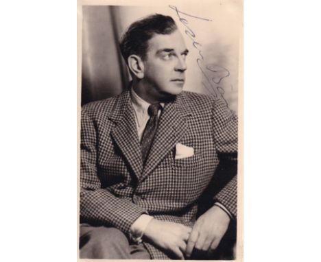 Leslie Banks, Legendary British Actor, 6x4 Signed Vintage Photo. Good condition. All autographs come with a Certificate of Au