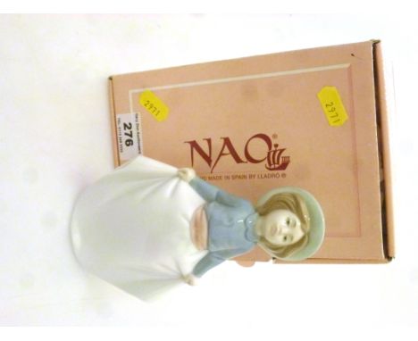 BOXED NAO FIGURE - GIRL PICKING UP HER SKIRT 01290