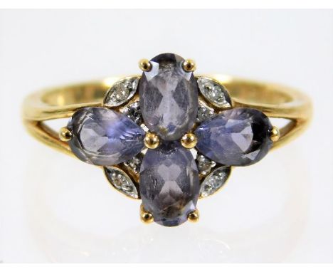 A 9ct gold ring set with amethyst &amp; white stones 2.3g size P