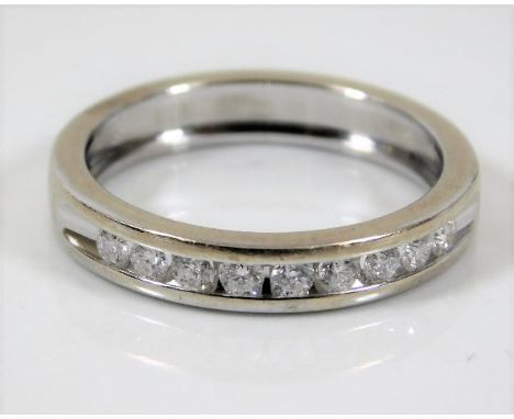 An 18ct white gold half eternity ring approx. 0.4ct diamond 3.2g size K 