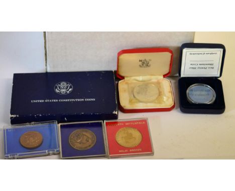 Miscellaneous Lot including: Ireland 'polished standard' decimal set 1971, New Zealand BU set 1994, Fiji specimen set, Sweden