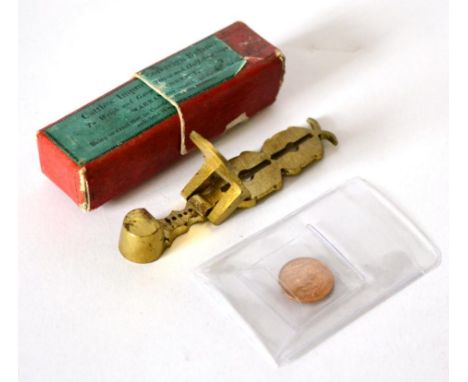 George V, Half Sovereign 1913 VF & a set of gilt brass sovereign & half sovereign rocker scales by Cattle, circa 1830, in ori