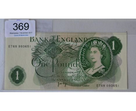 Bank of England Error Note: £1 Page 'Portrait' issue with different serial numbers: ET68 993651 & ET68 093651 UNC