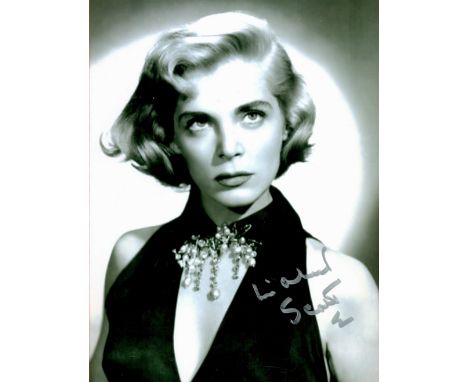 Lizabeth Scott signed 8x6 black and white photo. Lizabeth Virginia Scott (born Emma Matzo; September 29, 1921 - January 31, 2