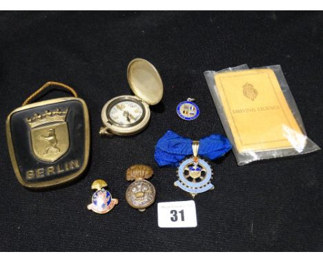 A Parcel of Mixed Militaria & Ephemera, To Include A 1st World War Pocket Compass, Royal Welsh Fusiliers Cap Badges Etc