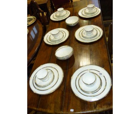 Wedgwood 'Cavendish' thirty six piece tea and dinner service