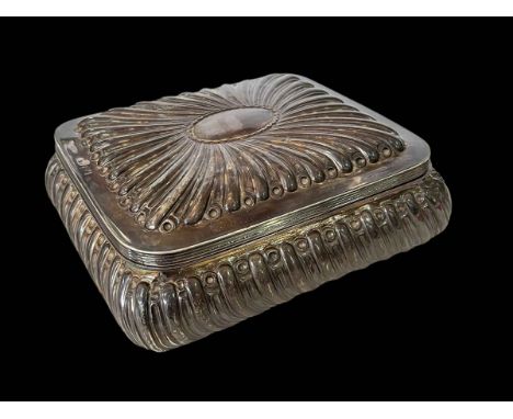 Silver fluted jewellery casket, London 1898, 20cm across.