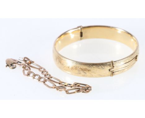 9ct yellow gold flat link bracelet, 6.45g and a rolled gold engraved bangle. (2)