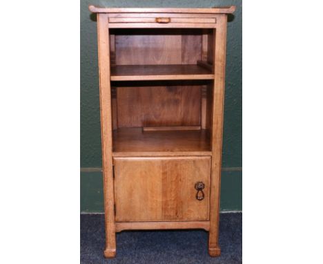 Whytock & Reid mahogany bedside cabinet, 78cm.   CONDITION REPORT:  Slightly faded but generally clean.  Minor scuffs at feet