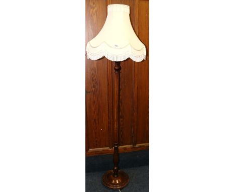 Mahogany fluted column standard lamp, 200cm.