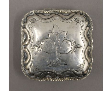 A Dutch silver pill/snuff box. 5 cm wide. 26.6 grammes.
