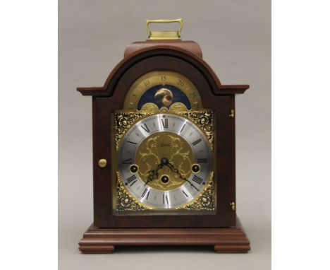 A Hermle mantle clock with Westminster chimes. 31 cm high.