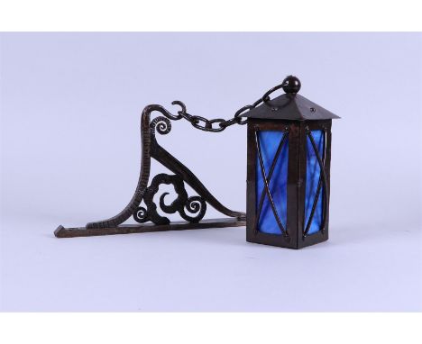 François Carion (1884-?), wall lamp with blue glass panes.