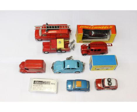 Dinky fire engine, Dunlop van, Corgi Land Rover, boxed Schuco Mercedes taxi, boxed Matchbox etc (1 bag)