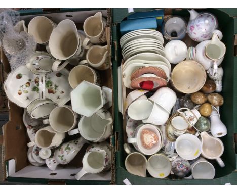 Wedgwood 'Strawberry and Vine' part tea service, with Coalport Strawberry basket, Wedgwood 'Venus', boxed Coalport name holde